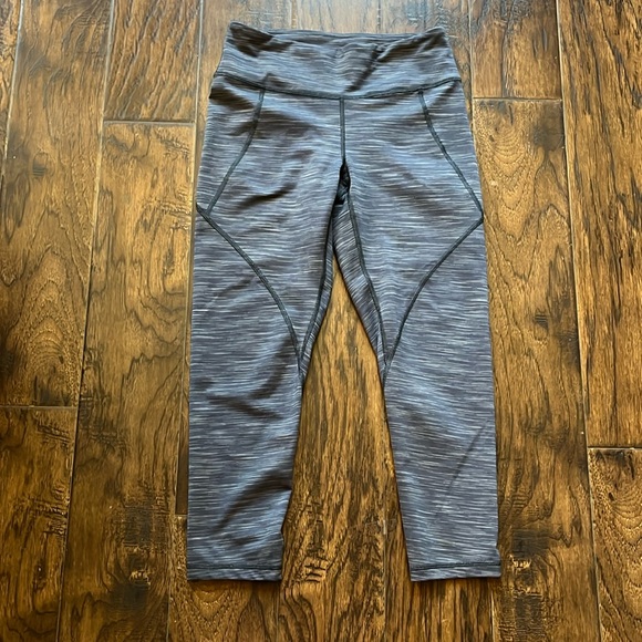 Patagonia leggings, size small - Picture 2 of 7